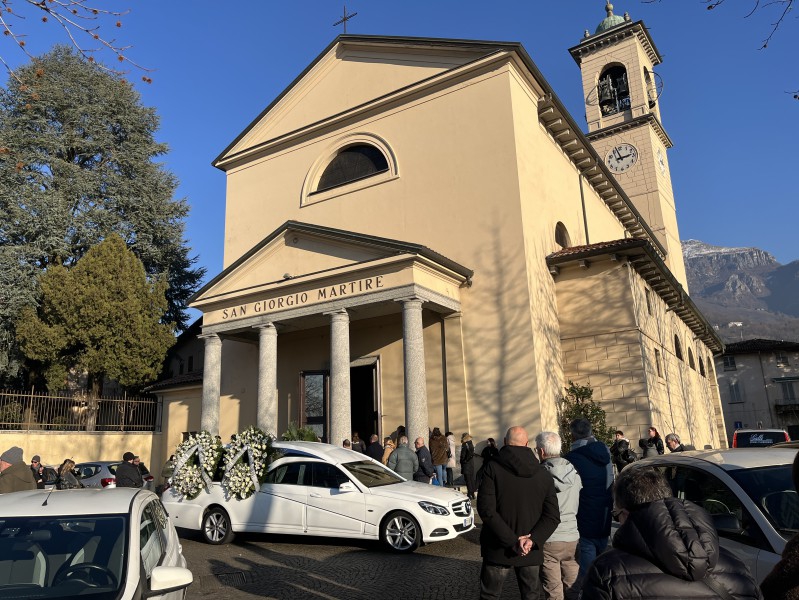 Lecco-funerale_Giuditta_Maccacaro-8.jpg (261 KB)