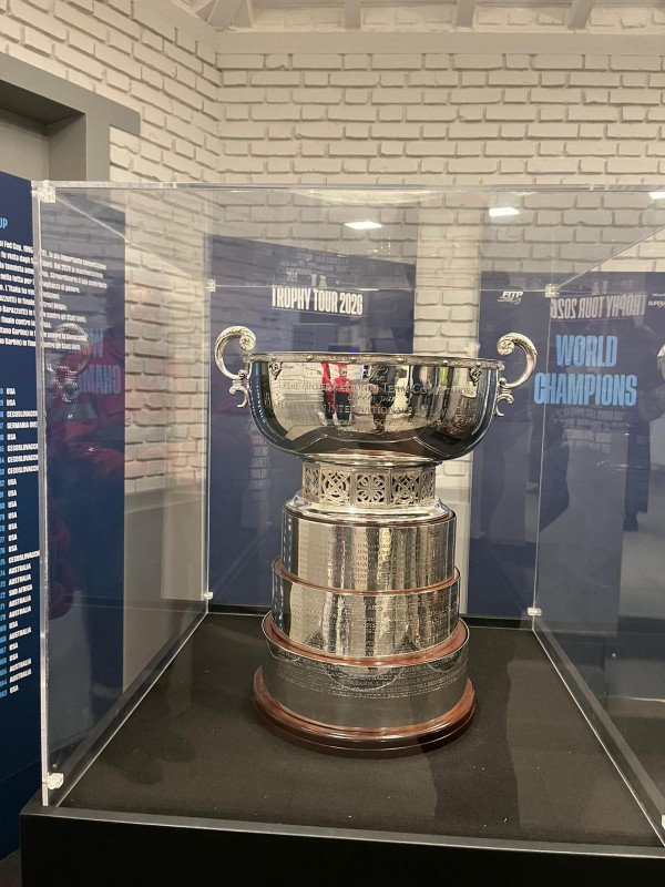 coppetennis1.jpg (121 KB)