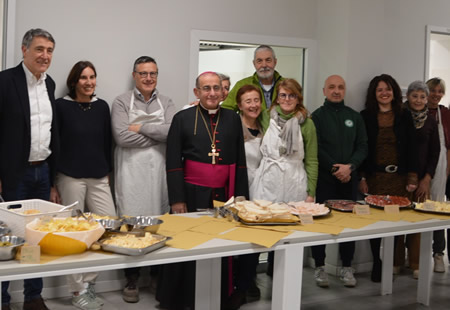 delpinicaritap.jpg (38 KB)