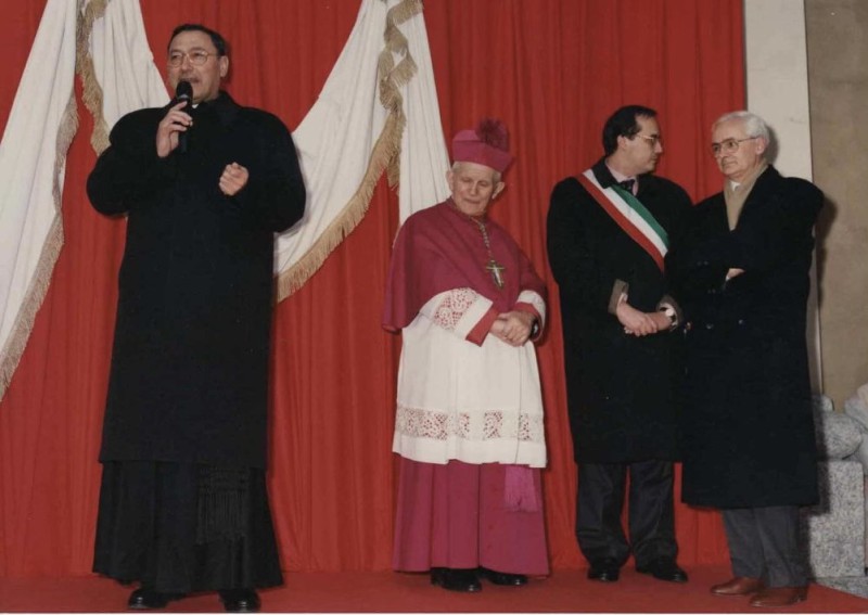 donmassimo4.jpg (69 KB)