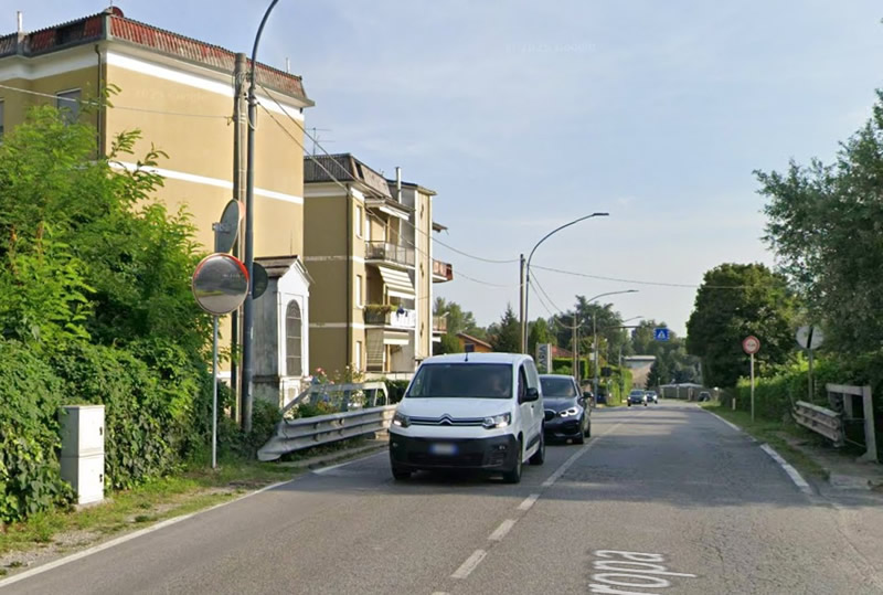 ponticellosala.jpg (117 KB)