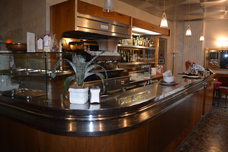 unione_interno_1.JPG (99 KB)