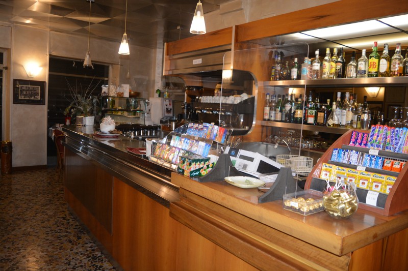 unione_interno_2.JPG (122 KB)