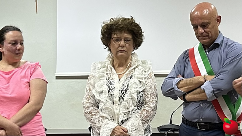 Anna_Canfalone4.jpg (116 KB)