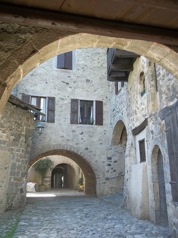 Cornello_dei_Tasso__1_.JPG (136 KB)