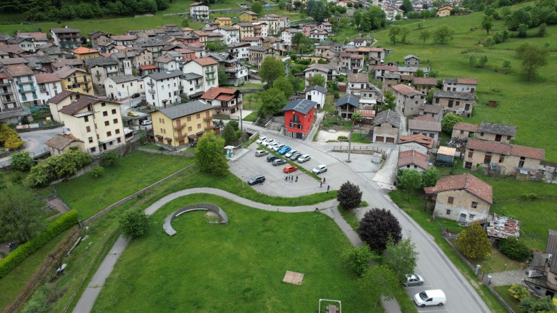 Cortometraggio_5.jpg (128 KB)