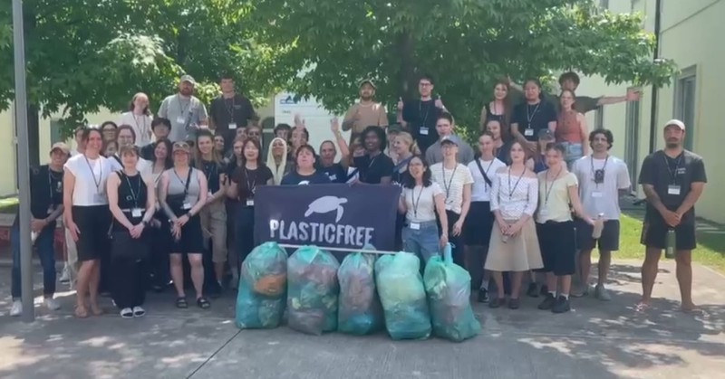 plasticfreepoli3.jpeg (80 KB)