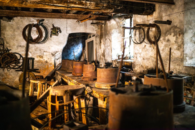 4._Interno_trafileria.jpg (140 KB)