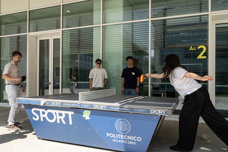 Poli_lecco_LIB_45.JPG (111 KB)