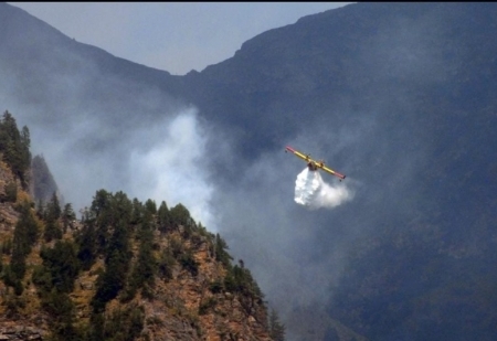 canadair-1.jpg (82 KB)