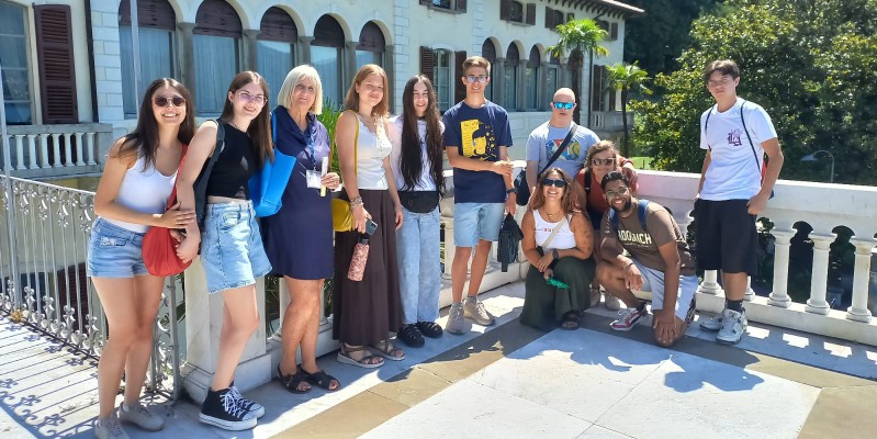 incontro_a_villa_monastero__1_-1.jpeg (189 KB)