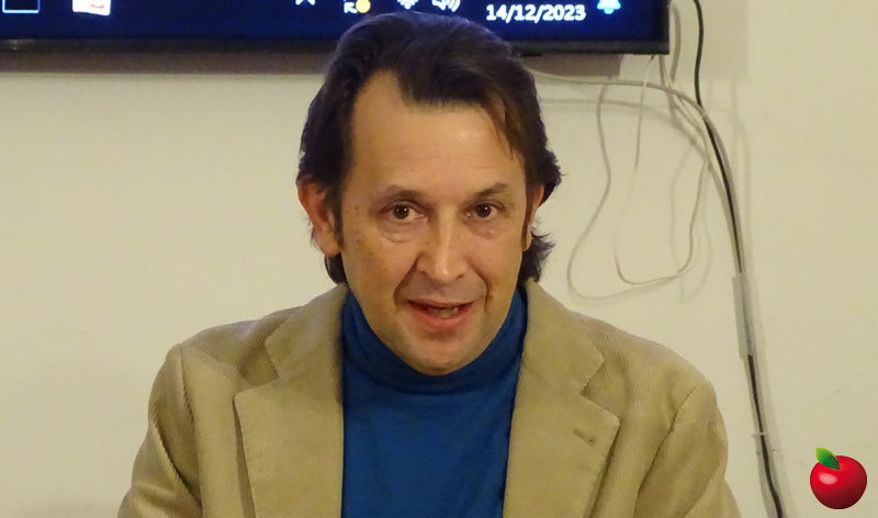 lucacaremi.jpg (73 KB)