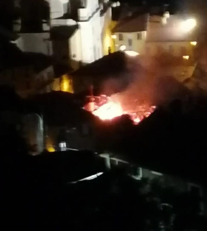 perledoincendio.jpg (48 KB)