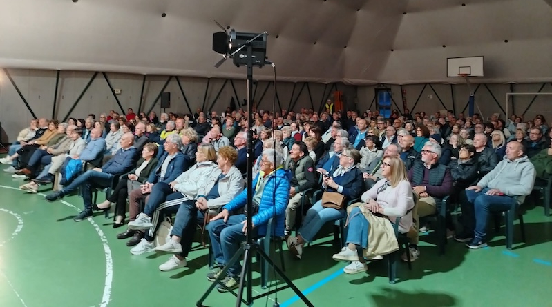 Civate_teatro_Teca7.jpg (221 KB)