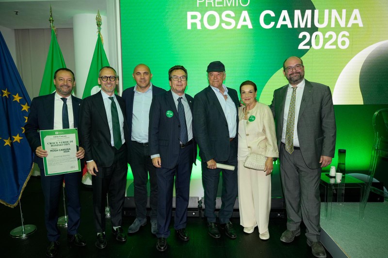 Foto_Premio_Rosa_Camuna_20052026.jpeg (104 KB)
