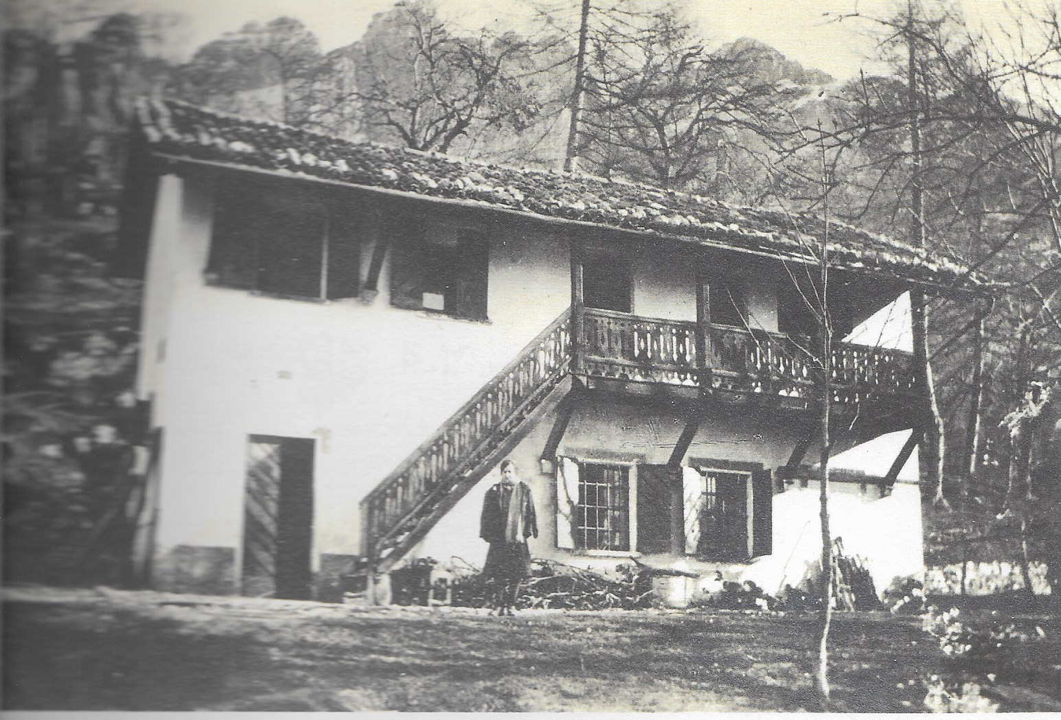 La_prima_capanna_Stoppani.jpg (497 KB)