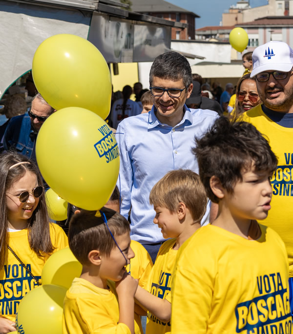 boscagligialli__4_.jpg (128 KB)