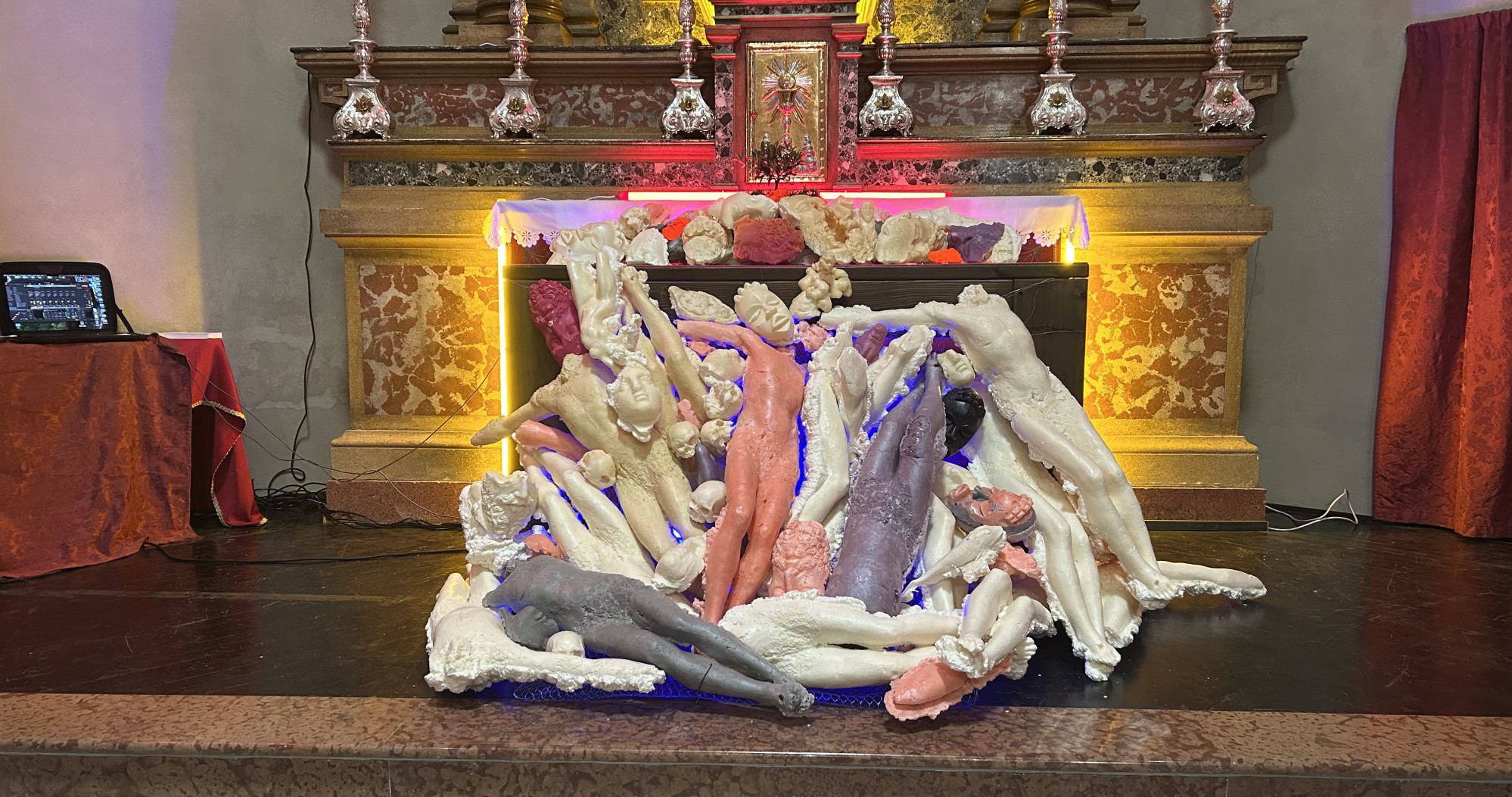 mostrabasilica6.jpeg (998 KB)