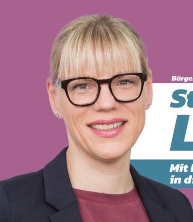 Frau_Kerstin_Lutz.jpg (112 KB)