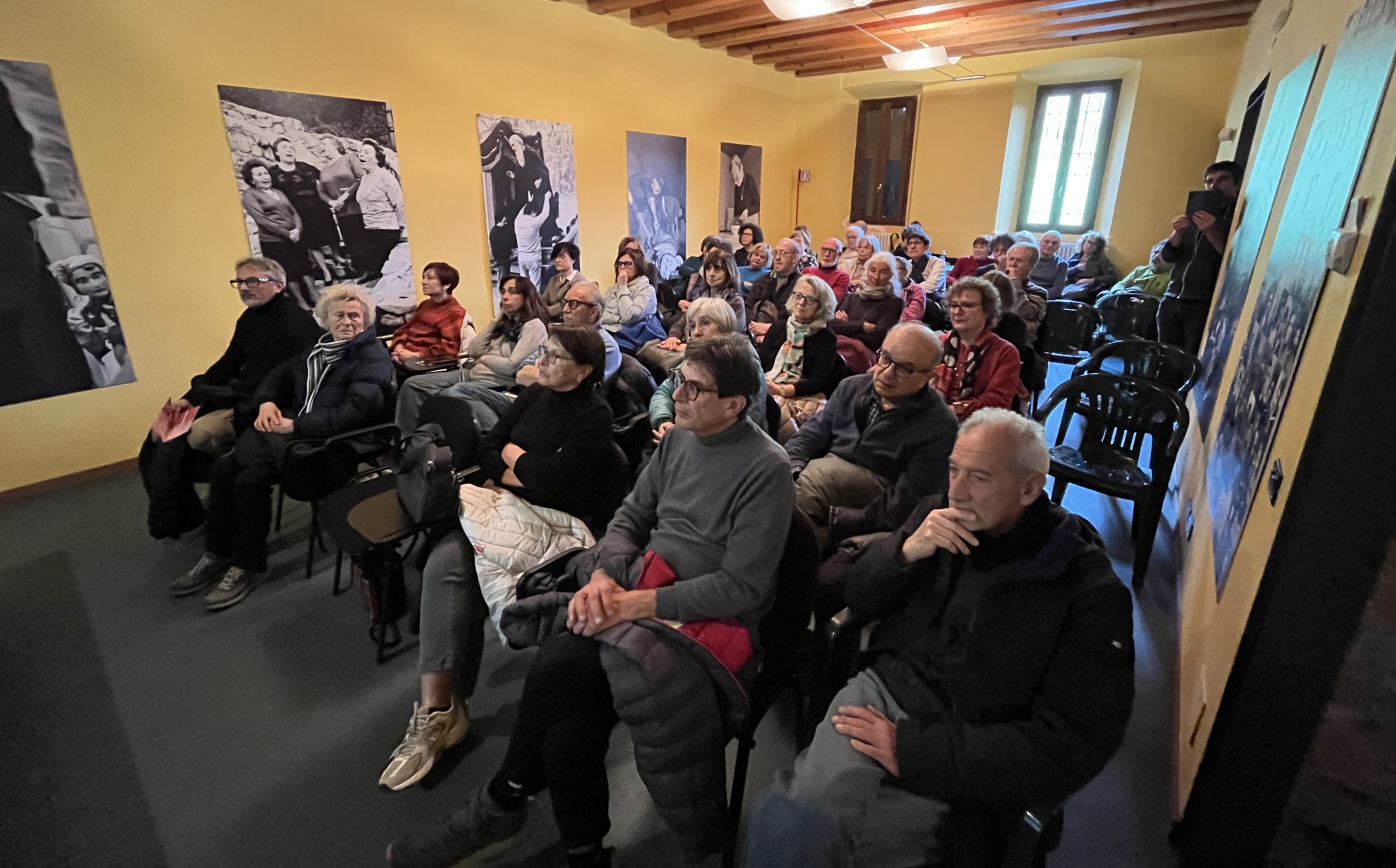 Galbiate-MEAB-immigrazione-4.JPG (1.08 MB)