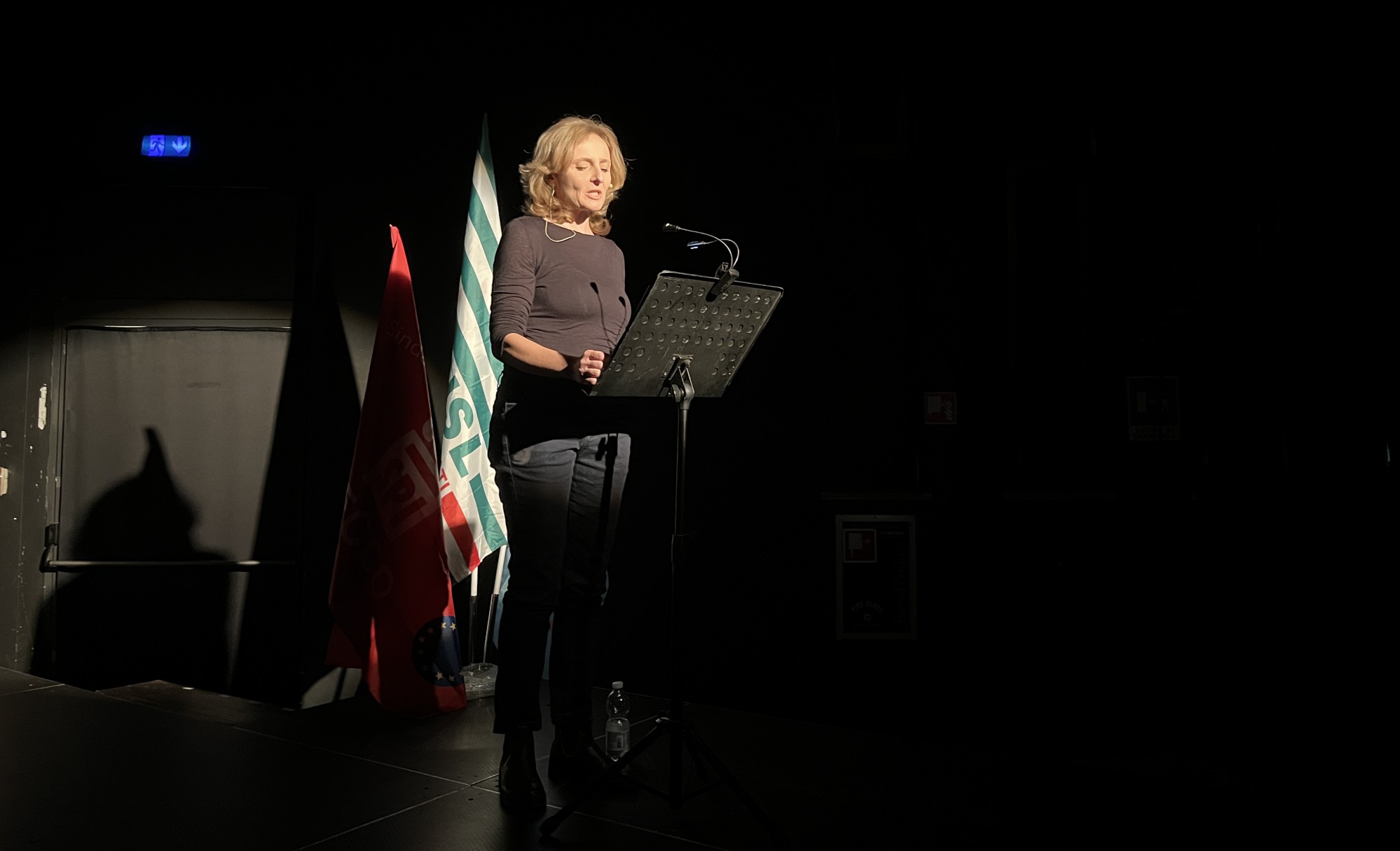 Lecco-Storie_di_donne-19.JPG (398 KB)