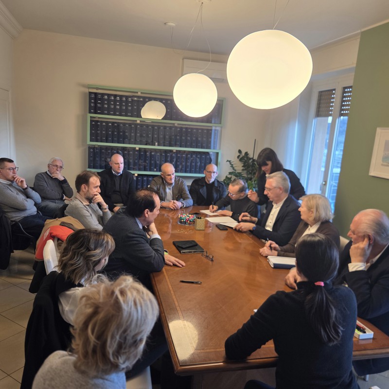 fondovalmadrera3.jpg (117 KB)