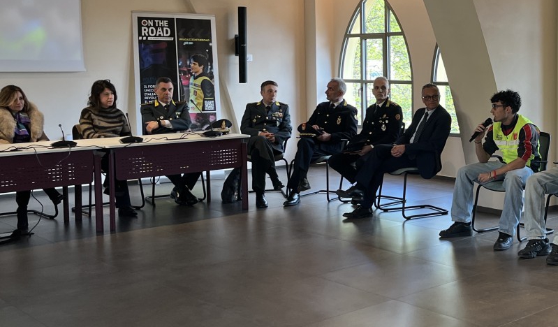 ontheroadfine__5_.jpg (208 KB)