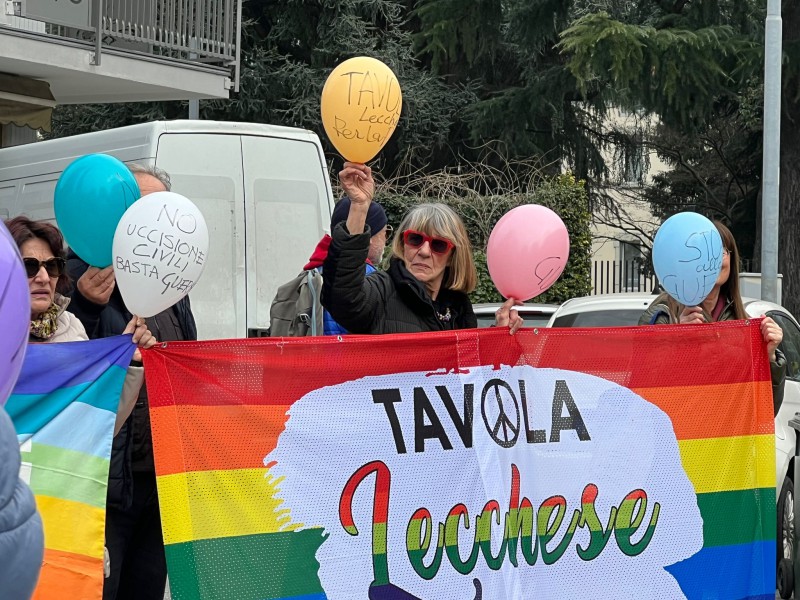 prediotavola2.jpg (169 KB)