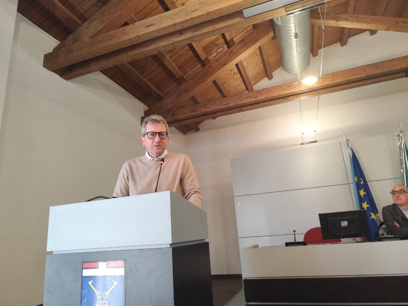 radoncanepari.jpg (75 KB)