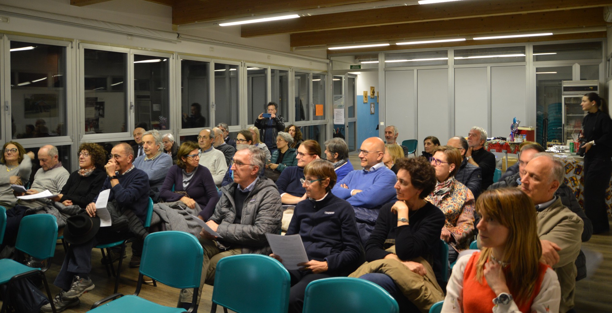 serataafricaghislanzoni__1_.JPG (939 KB)