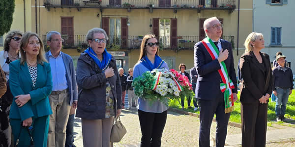 valmadrera25aprile.jpg (37 KB)