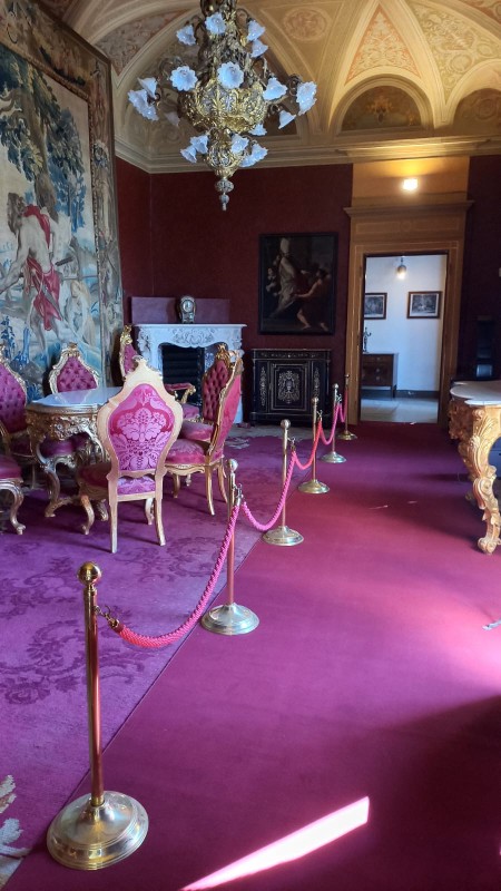 villa_monastero_tappeti_restaurati__1_.jpeg (96 KB)