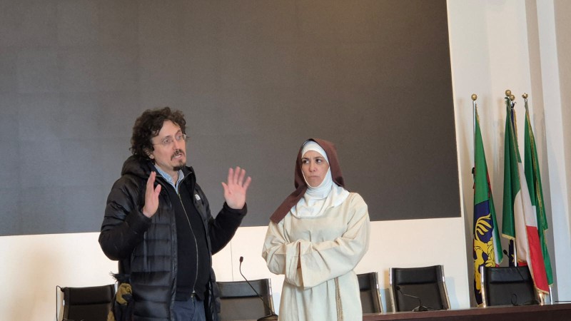 villa_monastero_visita_teatralizzata__2_.jpg (61 KB)