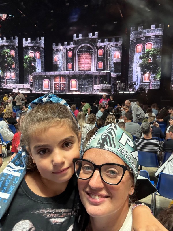 Bellano_Victoria_LauraPausini.jpeg (148 KB)
