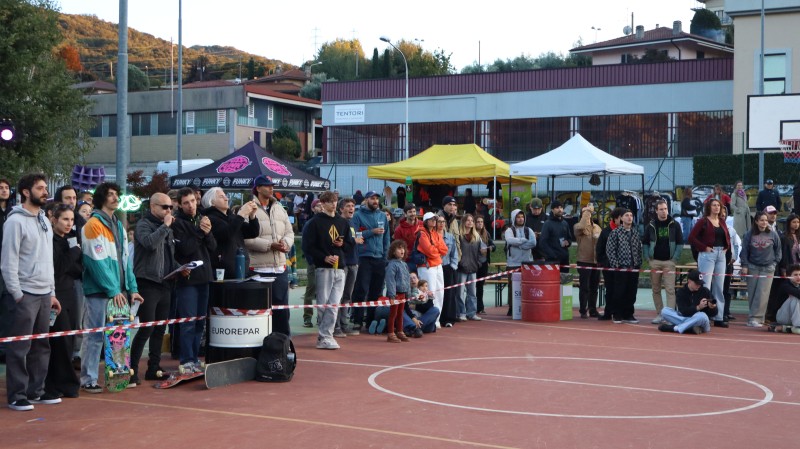 albiate_skate_6.JPG (107 KB)