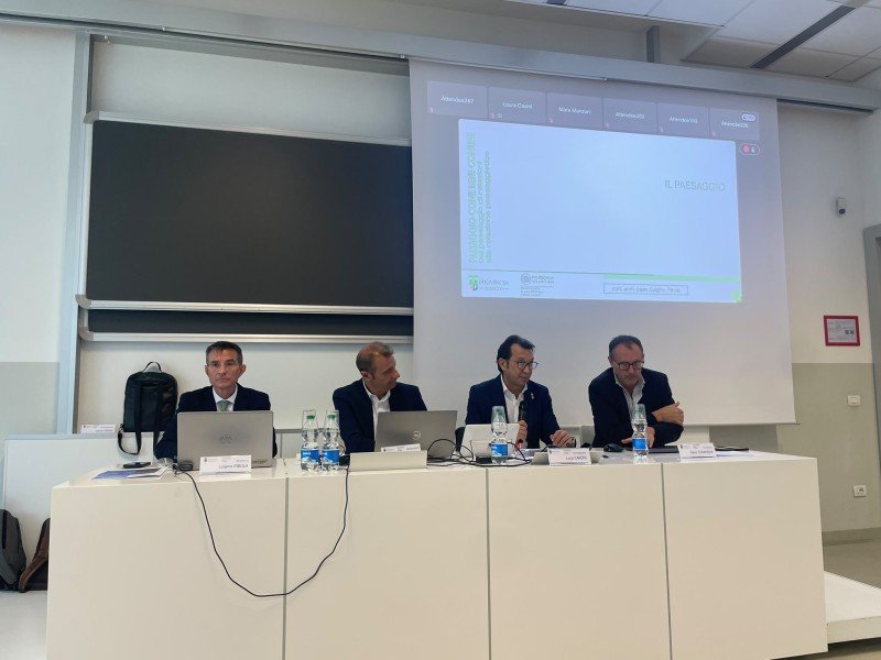 seminario_pianificazione_territoriale__1_.jpeg (61 KB)