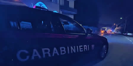 AutoCarabinieriPRIMA.jpg (23 KB)