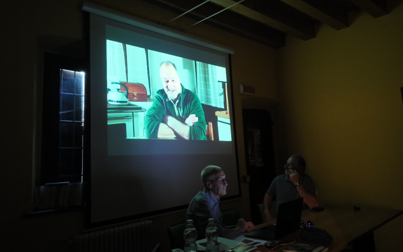 Proiezione_estratti_documentario.png (405 KB)