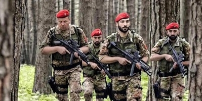 cacciatoriarma2-1.jpg (76 KB)