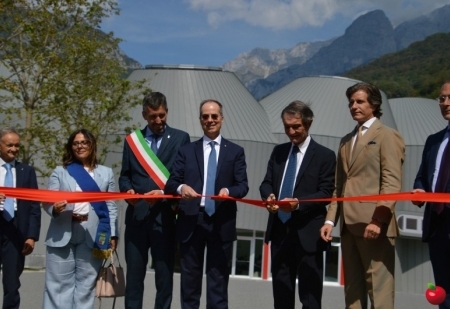 inaugurazionestabilimentomotoguzzi__34_.jpg (100 KB)