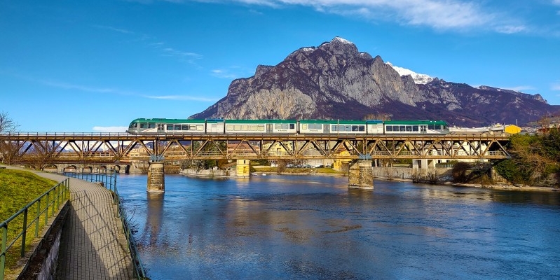 ponteferroviariolecco-1.jpg (234 KB)