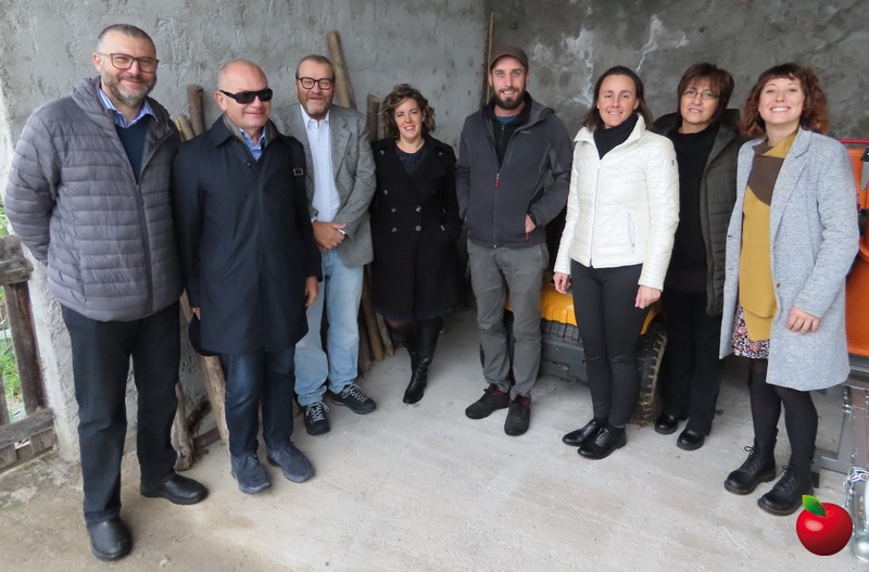 olivetocasadelcieco_01.jpg (104 KB)
