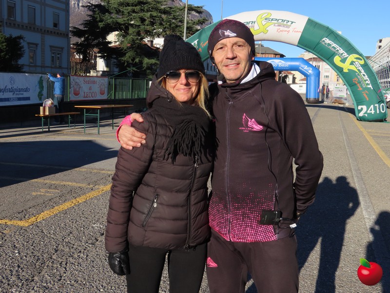 womeninrun_01.jpg (186 KB)