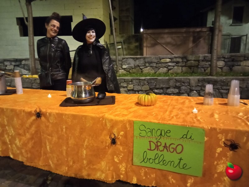molinahalloween__20_.jpg (101 KB)