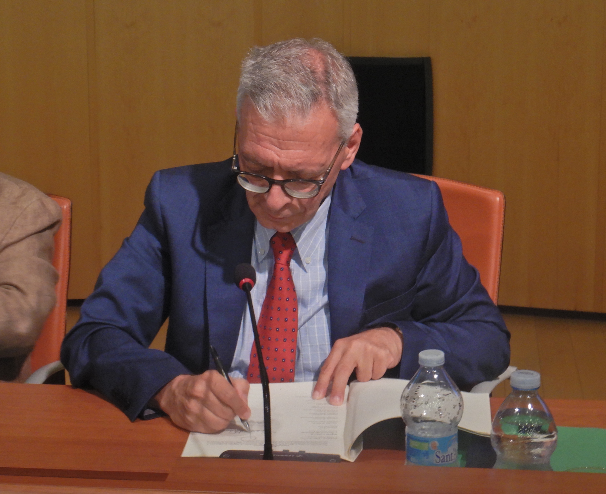 FirmaAccordoStazioni__20_.JPG (1.33 MB)