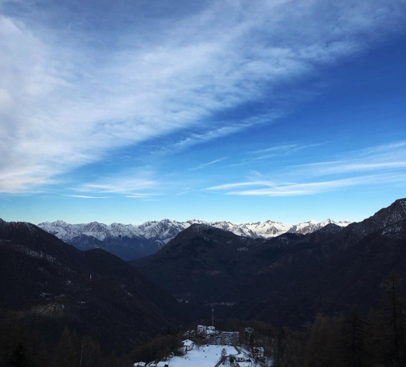 Vista_dalla_pista_di_Paglio.jpg (81 KB)