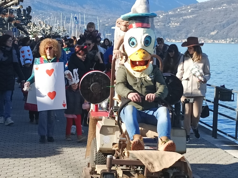 carnevalebellano_02.jpg (380 KB)