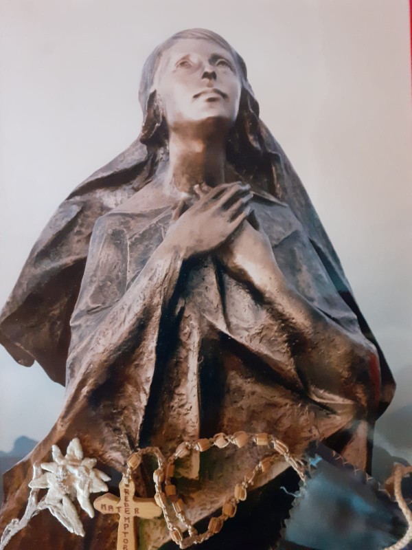 Madonna_3.jpg (87 KB)