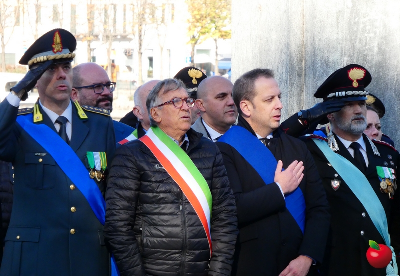 lecco4novembre__15_.jpg (305 KB)