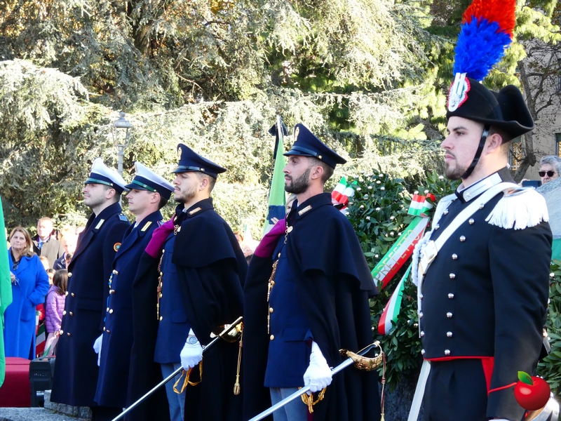 lecco4novembre__33_.jpg (507 KB)